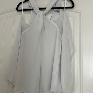 White off the shoulder top. Really beautiful for business meetings.